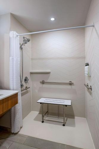 Fairfield by Marriott Medford Long Island in Medford, USA