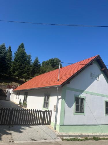 Exterior view, NeuHaus Apartman in Úrkút