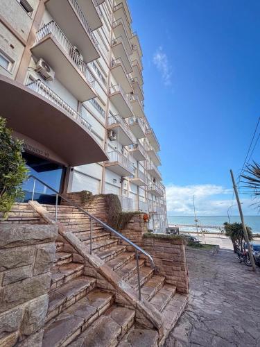Cozy and a stone's throw from the Urquiza sea and the coast