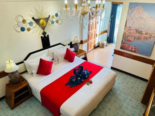 room detail thumbnail 0