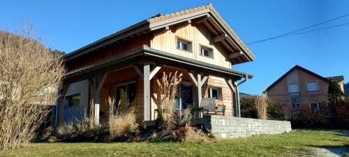 Superbe Chalet Neuf - Rochesson