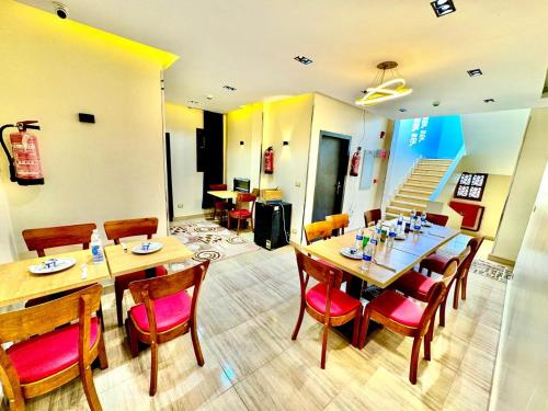 Summer Land Hotel in 阿布辛貝