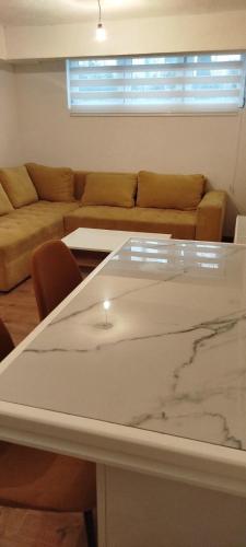 Apartman Ani - Location saisonnière - Hiseti