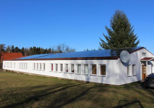 Möblierte Zimmer mit Gemeinschaftsküchen und Wohnungen in Thüringen Wald (Moblierte Zimmer mit Gemeinschaftskuchen und Wohnungen in Thuringen Wald) in كراوينكل