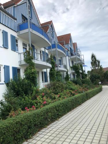 Exterior view, ruhige 3-Raum-Wohnung "BODDENBLICK" mit Balkon und Terrasse in Zingst