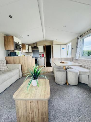 Flamingoland land private caravan A051 Willows Grove in Kirby Misperton