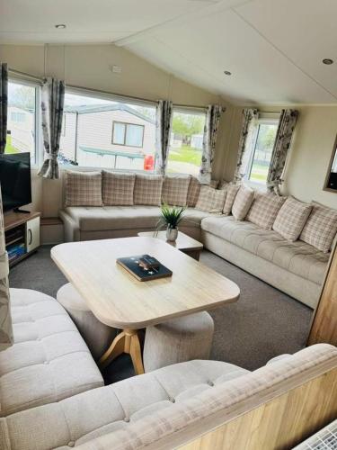 Flamingoland land private caravan A051 Willows Grove in Kirby Misperton
