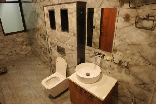 Apna Ghar - image 3
