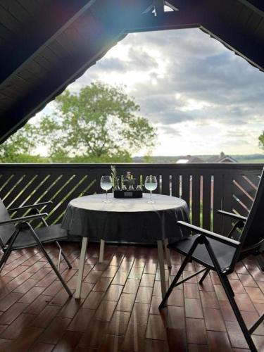 Balcony/terrace, FeWo LiLo in Hellenhahn-Schellenberg