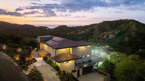 Villa Costa Sota - Ocean View & Pickleball Courts – khách sạn tại Coco