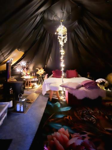 Glamping in - luxury tent in Puvociai