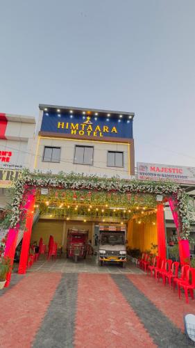 Himtaara Hotel – khách sạn tại Bhanpur