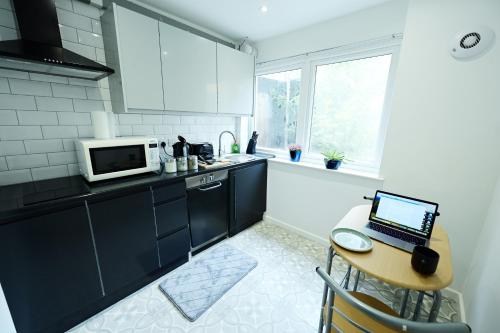 Cozy House near Luton Airport - Codicote