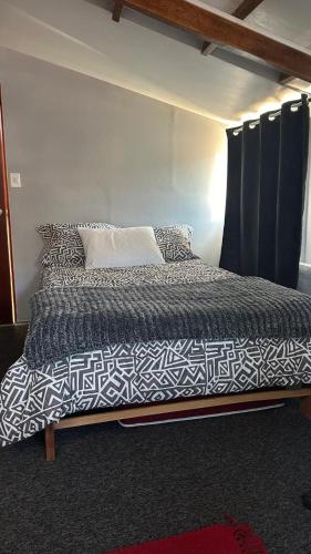 Cozy room with kitchenette and private bathroom