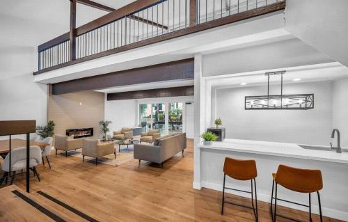 A Tranquil Retreat in Tarzana CA in Tarzana
