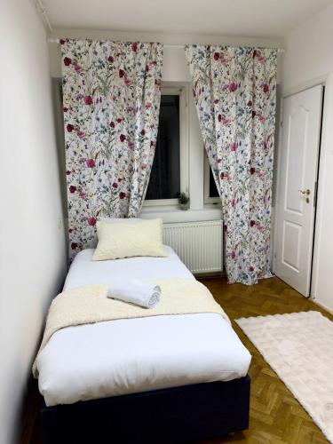 Ember Residence Spacious 2BR Apartment near Eternal Flame - image 3