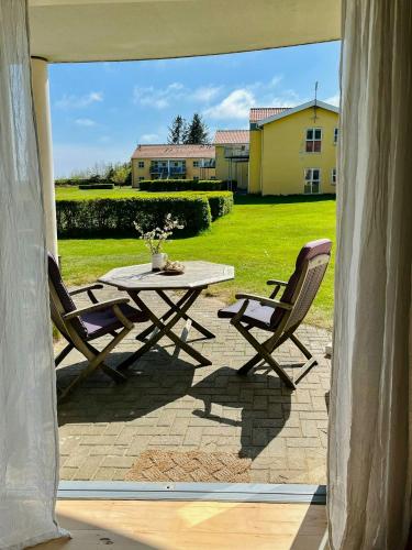 Vista exterior, Colourful Flat Near Beach And Nature in Hals