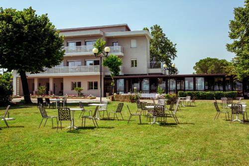 Hotel Stella del Benaco - image 2