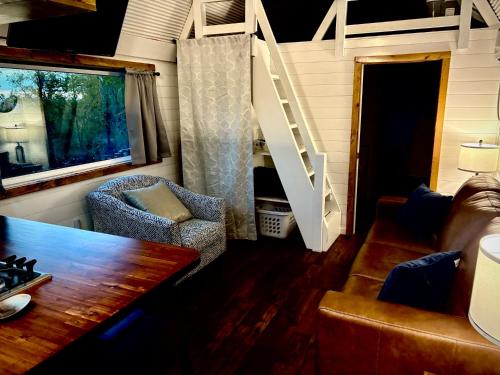 Hope's Hideaway in Vermilion