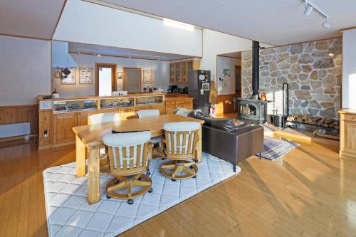 Huntsman Woods Lodge