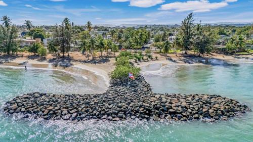 AQUA Terrazas Studio 2 - Steps to Beach, Pool, Walkable Fun & Dining in 多拉多