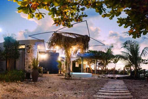 Habitación, balcón frente al mar y alberca – khách sạn tại Lerma