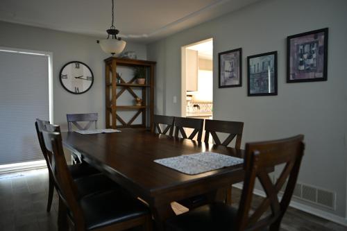 Home away from home in เออร์บันเดล (IA)