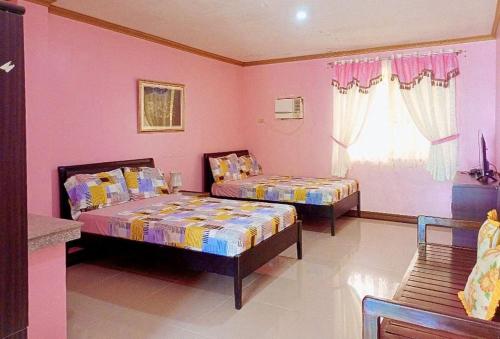 Cadaya Resorts by RedDoorz in Hinunangan