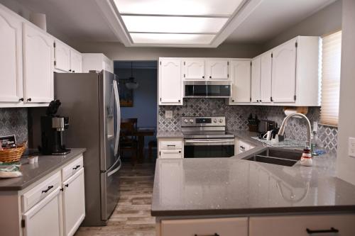 Home away from home in เออร์บันเดล (IA)