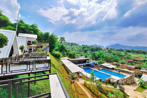 Exterior view, RedDoorz @ Rosa Glamping And Pool Ciparay in Bojongsoang
