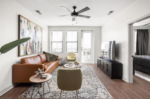 New Downtown Apartment - Next to Motor Speedway – khách sạn tại Tây Indianapolis