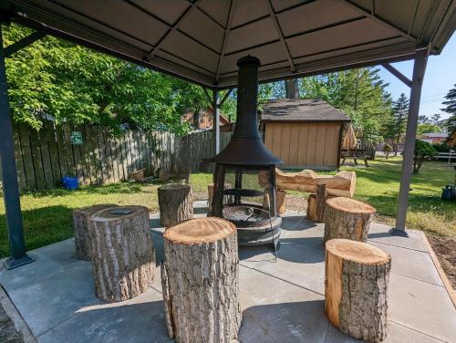 Tiny Wood Cottage 19 in Wasaga Beach (ON)