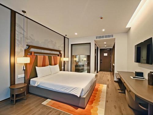 room detail thumbnail 0