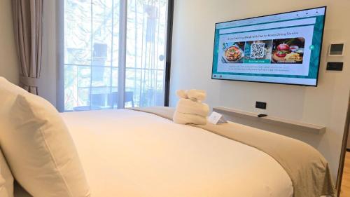 room detail thumbnail 1