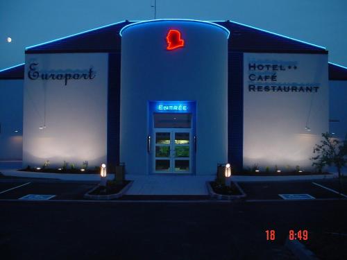 入口, Hôtel Restaurant de L'Europort (Hotel Restaurant de L'Europort) in 聖阿沃爾德