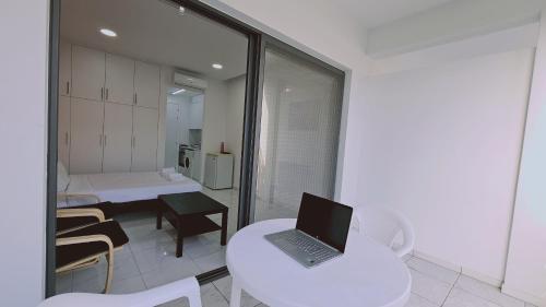 STAY Terra Cota Studio - image 3