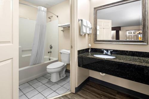 Quality Inn Decatur River City in Decatur, USA