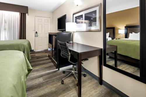 Quality Inn Decatur River City - image 7