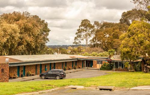 Burvale Hotel - Nunawading