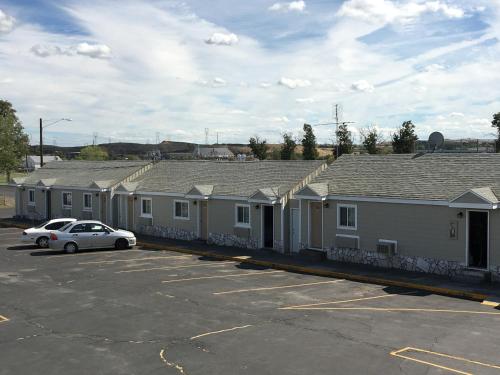Umatilla Inn & Suites