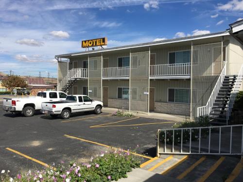 Umatilla Inn & Suites