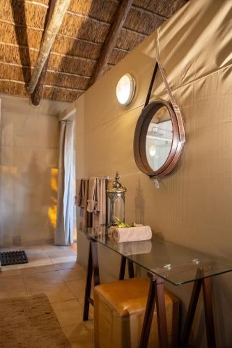 Karongwe Portfolio - Chisomo Safari Camp - Tap to explore photos