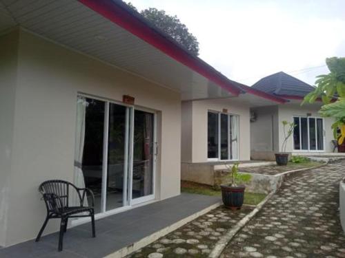 Exterior view, PONDOK SAHANG COTTAGES in Mentok
