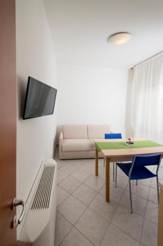 One-Bedroom Apartment (2 Adults) image 6