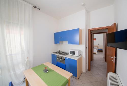 One-Bedroom Apartment (2 Adults) image 3