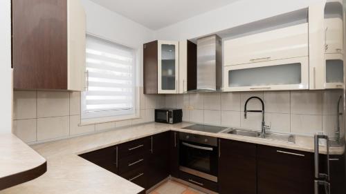 virtuve, Villa Tea - Makarska by Villas Guide in Gornji Vinjani