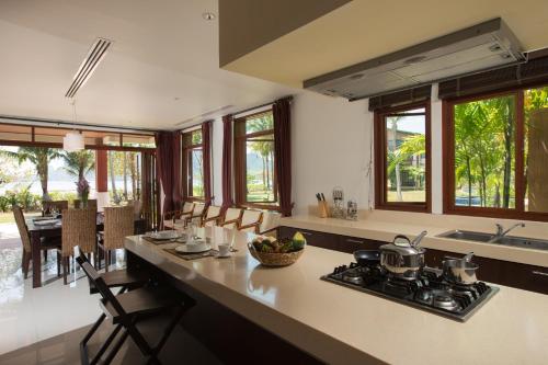 Amatapura Beach Villa 1, SHA Certified - 편의 시설/서비스