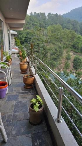 RUKH SUKH - Luxury Apartments in Murree