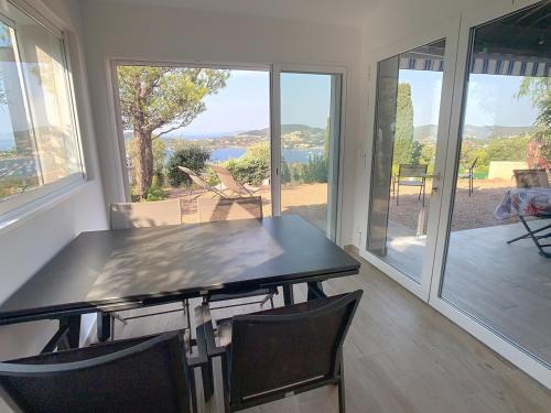 Sea view House beach on foot Cote d'Azur in La Bastide d'Agay