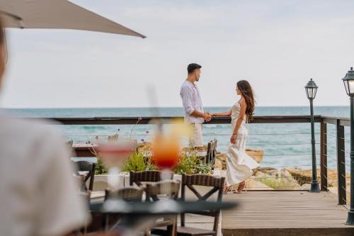 HVD Riviera Beach Ultra All Inclusive & Mineral Pool - Private Beach & Free Parking
